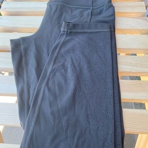 Athleta Salutation Stash Pocket 7/8 tight - olive green with yellow waist